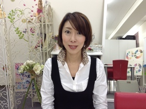 パーソナルカラーアナリスト