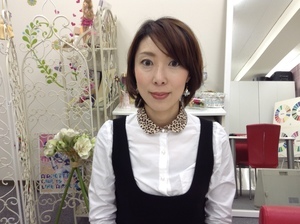 パーソナルカラーアナリスト