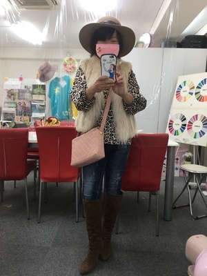 ピンクのヒョウ柄