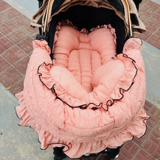 パーソナルカラーライトサーモンピンク①