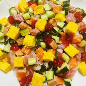 カラフル海鮮ちらし寿司